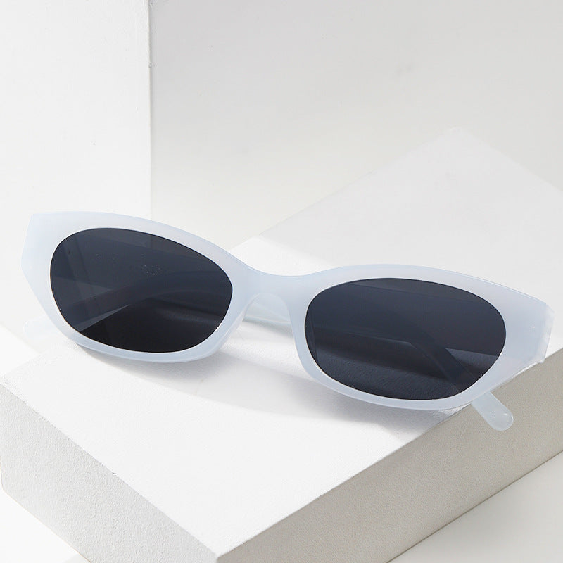 Dame moteklær øyeoptikk med futuristisk design Luvikno