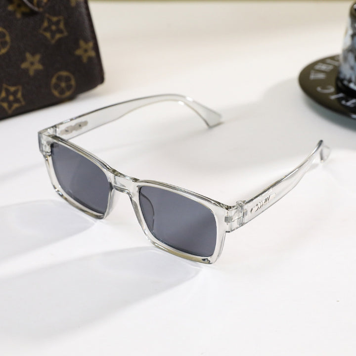 Damer moteriktig lesebrille med elegant design Luvikno