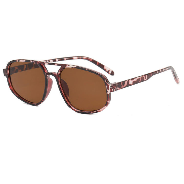 Dame moteriktig oversized solbrille med trendy ramme Luvikno