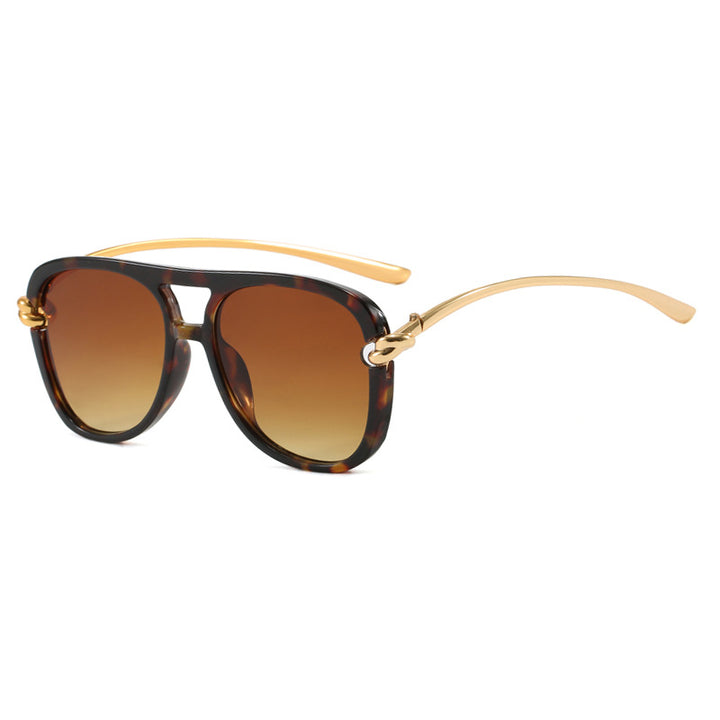 Dame sports solbrille med bred plastramme og UV-beskyttelse Luvikno