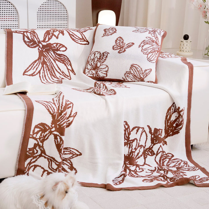 Kvinners dekorative kasteteppe med blomsterdesign Luvikno