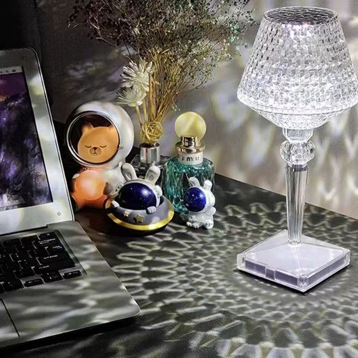 Liesbeth Crystal Lampe – Luksus Bordlampe med USB-ladefunksjon Luvikno