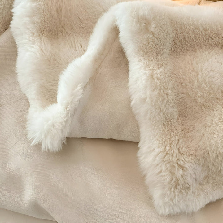 Luvikno | Fluffy Faux Fur Reisepledd – Mykt og Vaskbart Fleecepledd