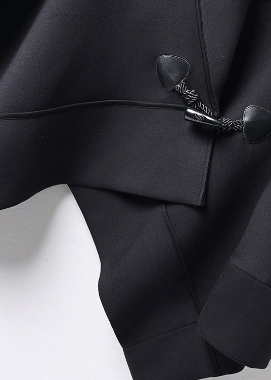 Luvik | Peter Pan kaulus musta nappi puuvillasta takit lepakkohihoilla