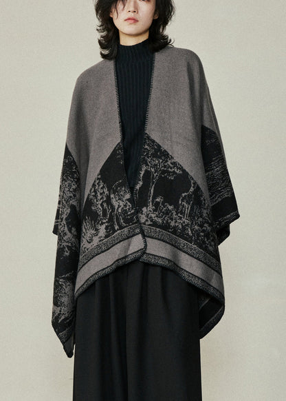 Luvik | Painajajäähyys puuvillasta neulottu huppari mustalla V-aukkolla