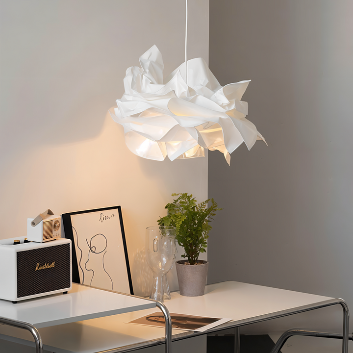 Creative Clouds Pendelleuchte – DIY papir taklampe med kunstnerisk sjarm | Luvikno