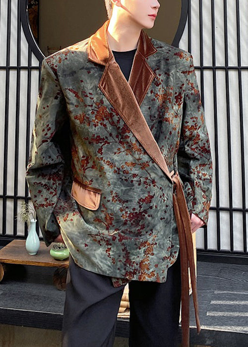 Luvik | Silkkivelourista valmistetut vihreät nyöritysmiesten takit käänteillä