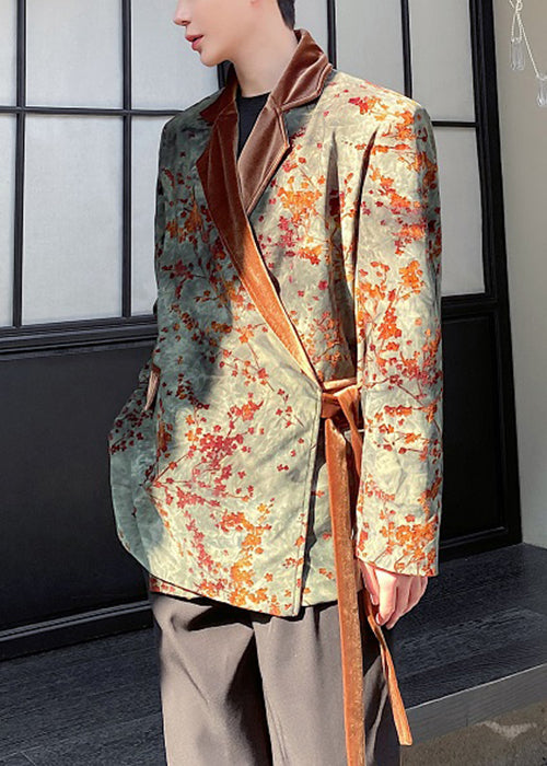 Luvik | Silkkivelourista valmistetut vihreät nyöritysmiesten takit käänteillä