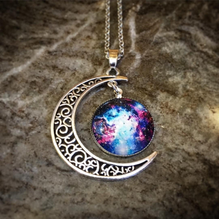 Crescent Galaxy Halskjeder | Luvikno