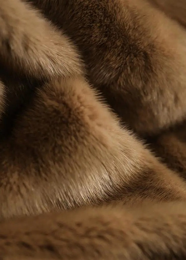 Luvik | Farge Beige V-hals Ruiskeet pels Lange ermer