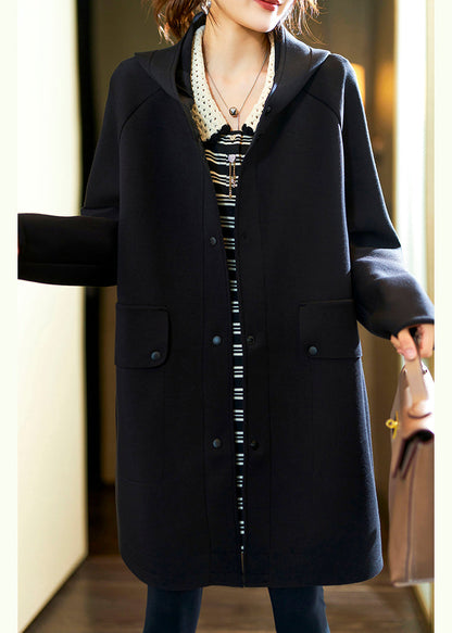 Luvik | Koko Musta hupullinen puuvillatakki painonapeilla