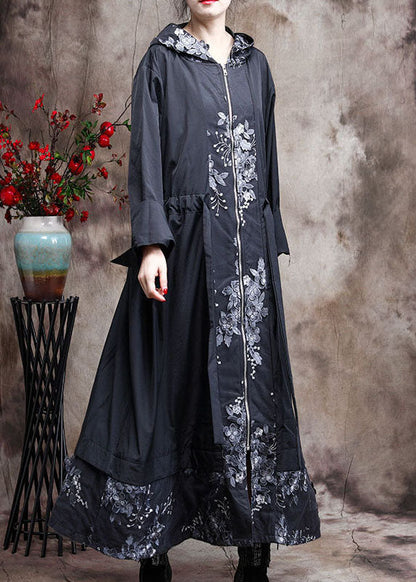 Luvik | Koko Takit patchwork-musta trench takki hupulla