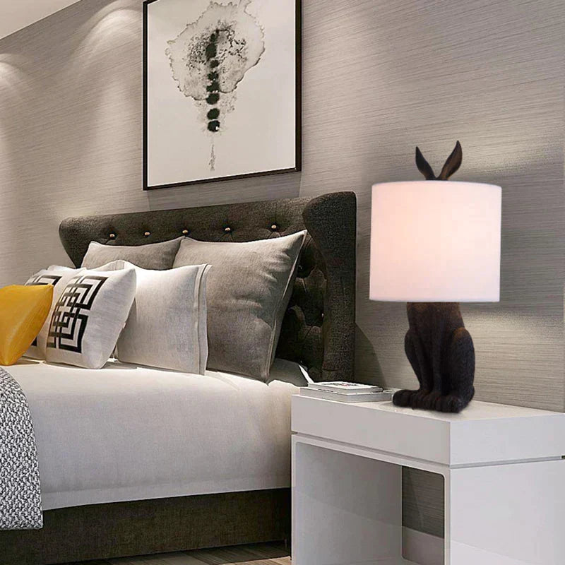 Luvikno | Chic Maskert Kaninlampe – Elegant Atmosfære Skaper