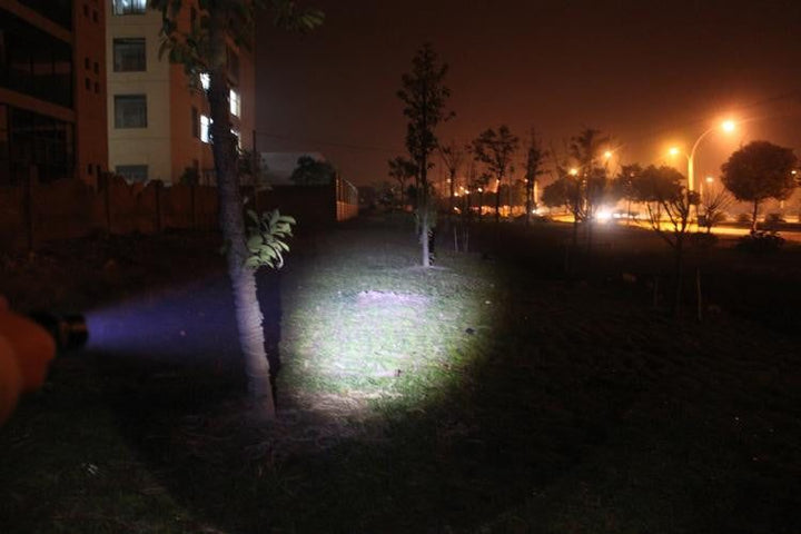 Oppladbar LED-lommelykt | Luvikno