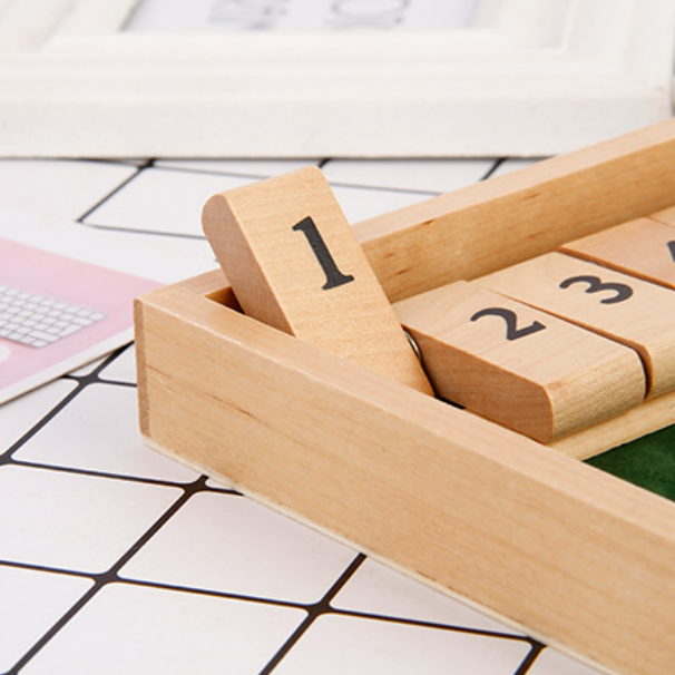Luvikno | "Shut The Box" spill – Morsom bordmatte spill for voksne og barn