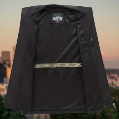 Luvik | Miesten monikäyttöinen liivi, jossa vetoketjulliset taskut