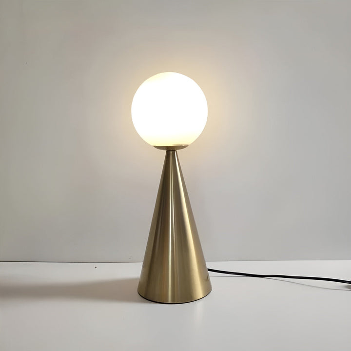 Luvikno | Elegant Gull Bordlampe - Luksuriøs Belysning for Ditt Interiør
