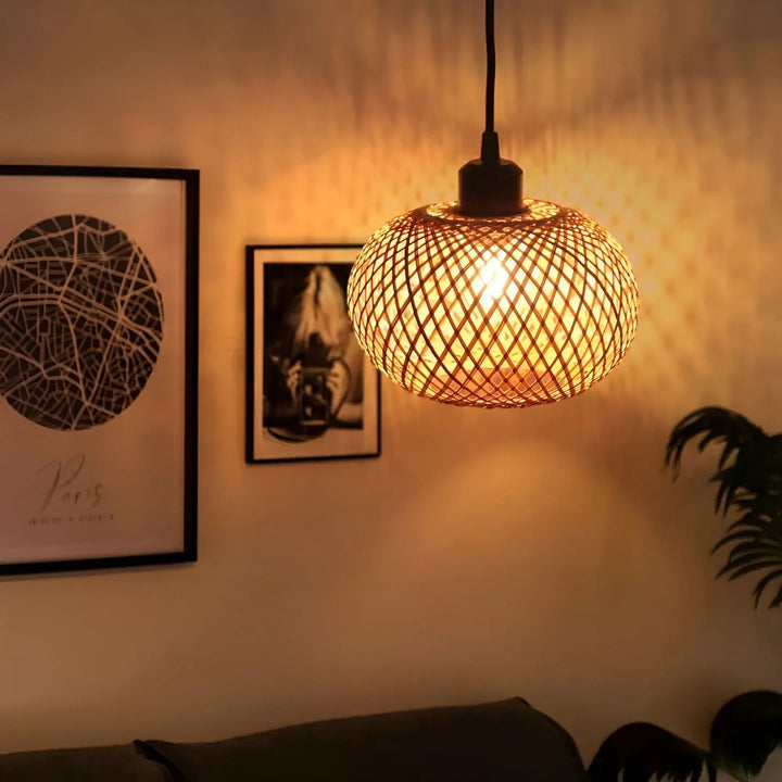 Luvikno | Elegant Rattan Pendellampe: Luksusbelysning for ethvert rom