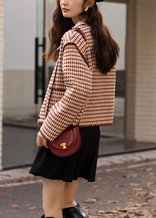 Luvik | Ruudullinen puuvillatakki, jossa on tilkkutaskut, napit ja pitkät hihat