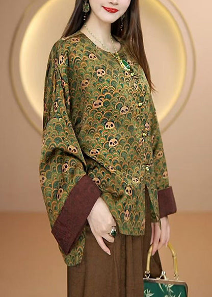 Luvik | Silk coat with Chinese patterns and green O neckline