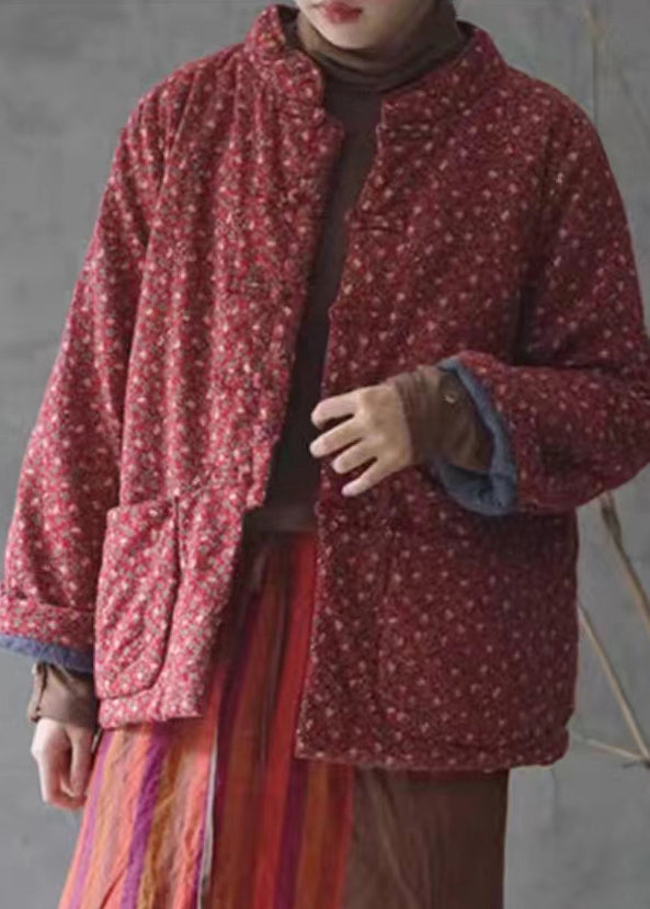 Luvik | Punainen kuvioi puuvillasta valmistetut toppatakit napillisilla taskuilla talveksi