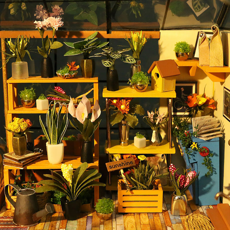 Cathys Flower House Luvikno