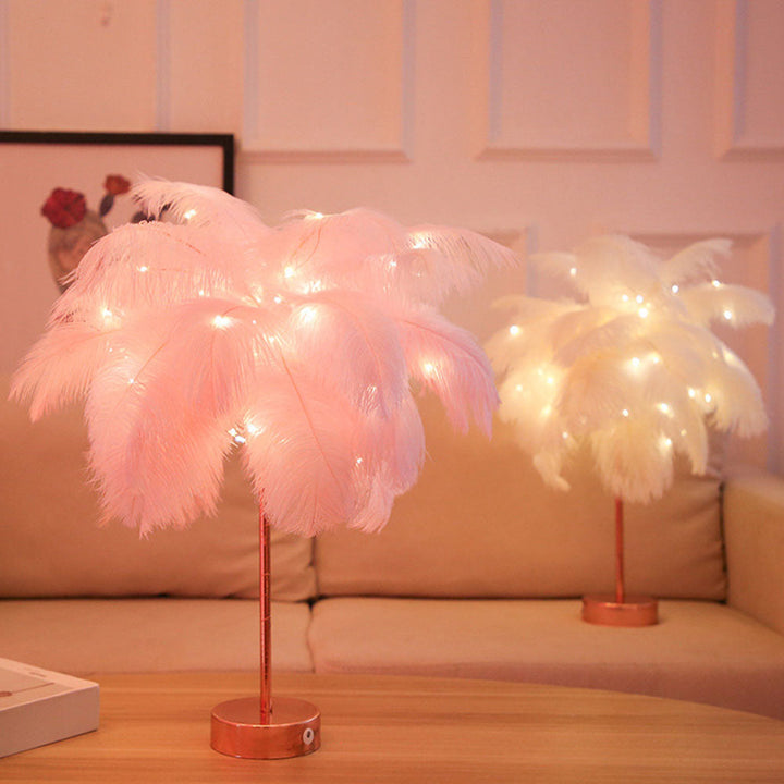 Ostrich Night Light | Eccentrisk Lampe med Fjær og Rose Gull Base | Luvikno
