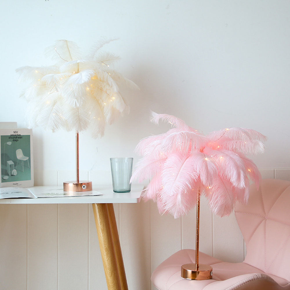 Ostrich Night Light | Eccentrisk Lampe med Fjær & Roségull Base | Luvikno