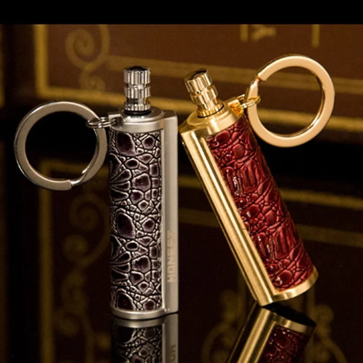 Lærri nøkkelring Metall Tenner Inferno Lighter | Luvikno