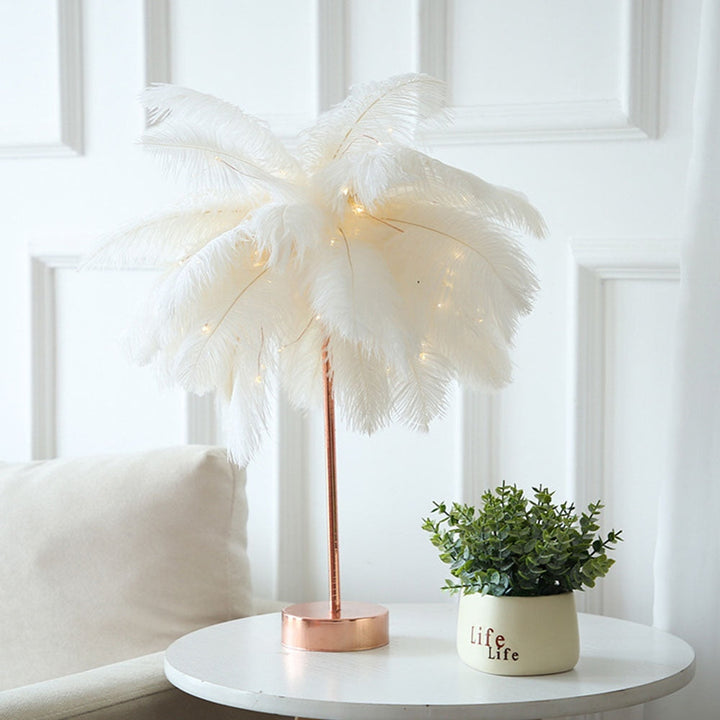 Ostrich Night Light | Eccentrisk Lampe med Fjær og Rose Gull Base | Luvikno