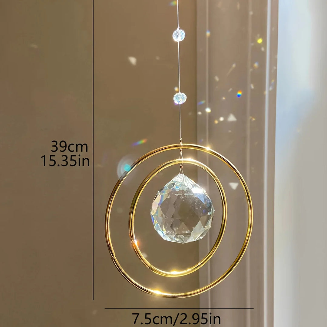 Luvikno | Solfanger LumiAmor | Krystallanheng med regnbueeffekt | Romantisk gave med budskap