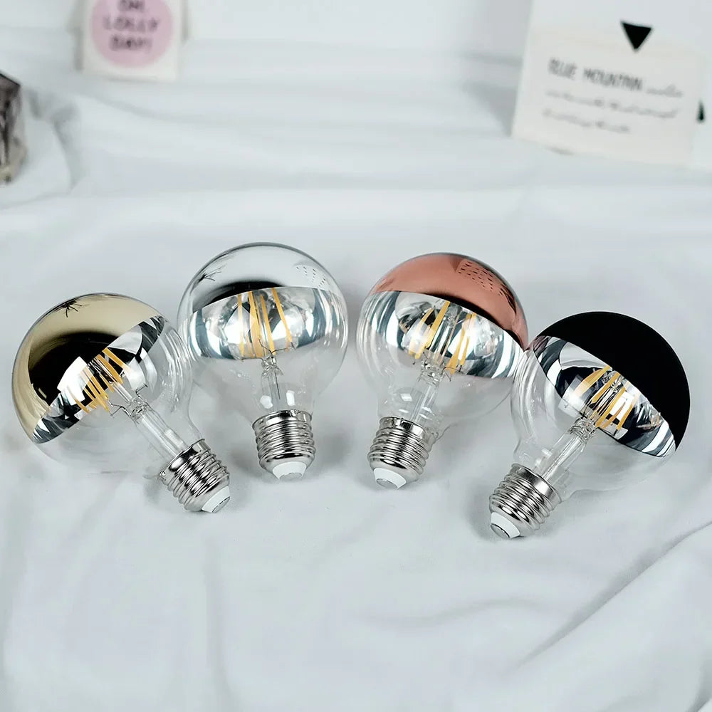 Vintage LED Lyspære – Retro Bordlampe med Trebase | Luvikno