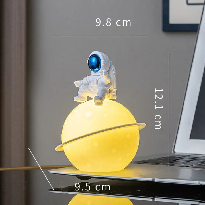 Cosmic LED Skrivebordslampe | Luvikno