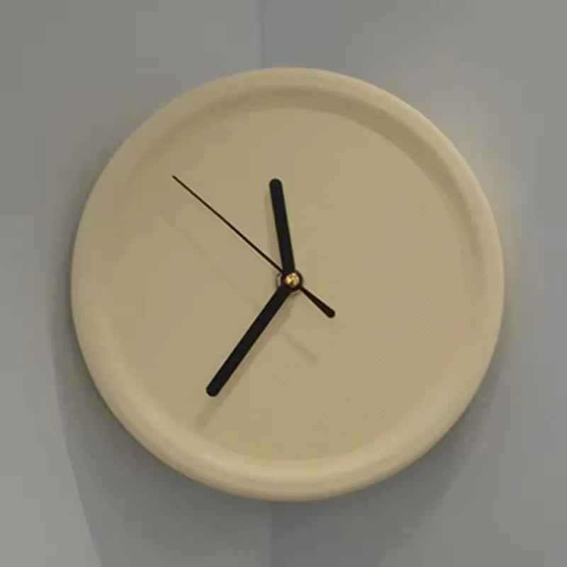 SilentCorner Klokke - Stilig Stille Veggklokke uten Boring Luvikno