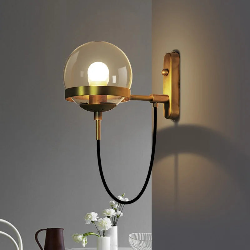 Nordisk moderne vegglampe