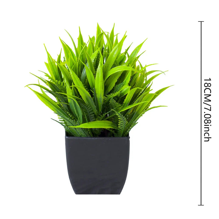 Luvikno | Leafora Kunstig Eukalyptusplante i Svart Potte | Mini Dekorativ Plante | For Bord, Bad & Kontor