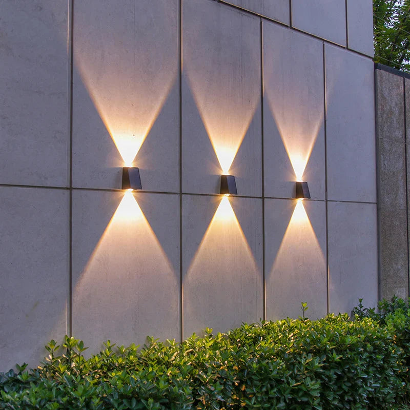 Solar LED Vegglys Luvikno