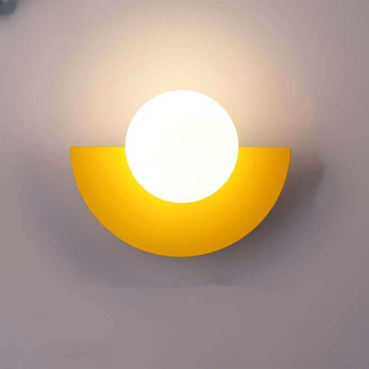 Luvikno | Noorderlicht Charm - Halvmåne Vegglampe i Metall