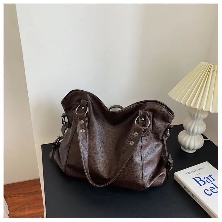 Isabela Tote – Trendy og Romslig Studentveske Luvikno