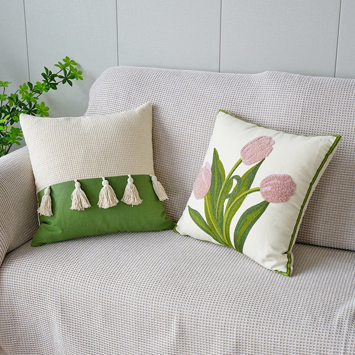 Brodert tulipan putetrekk