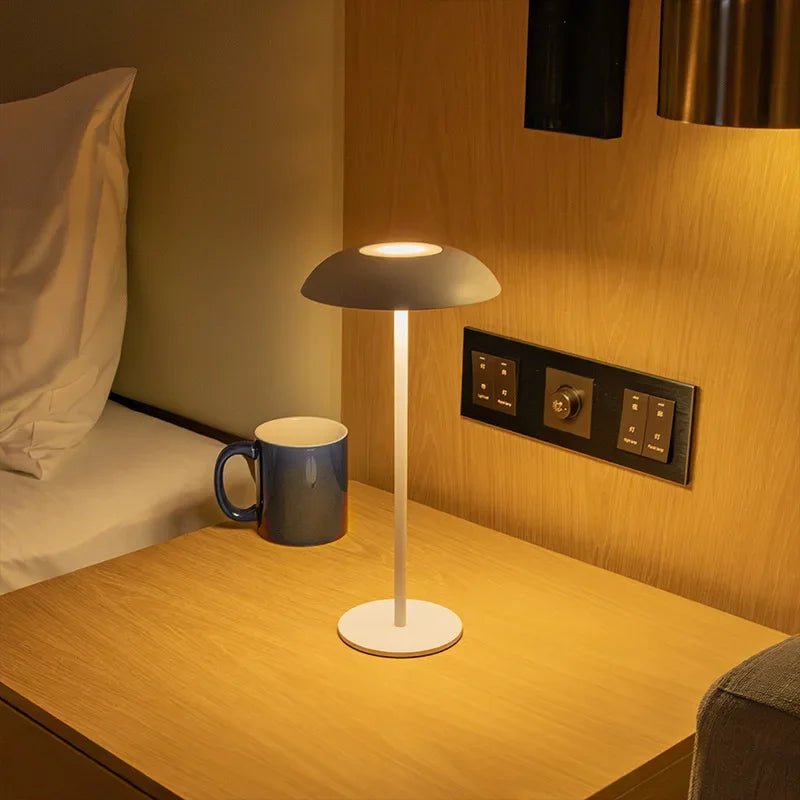 WarmTouch - Trådlampe med oppladbar funksjon og berøringskontroll Luvikno