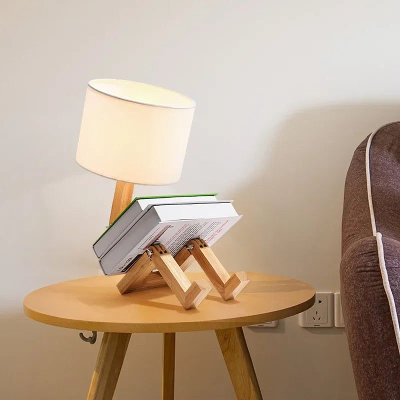 Trelampe med bokholder - RutanFlex | Luvikno