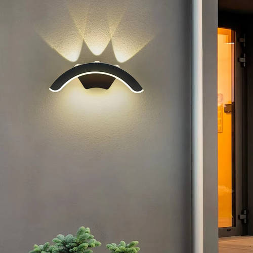 Elegant 10W Vanntett LED Utendørs Vegglampe for Hage og Balkong - Dobbelt Spenning Luvikno