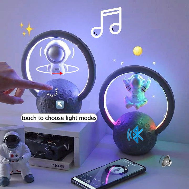 Leviterende Astronaut Luviknouetooth Høyttalerlampe | Luvikno