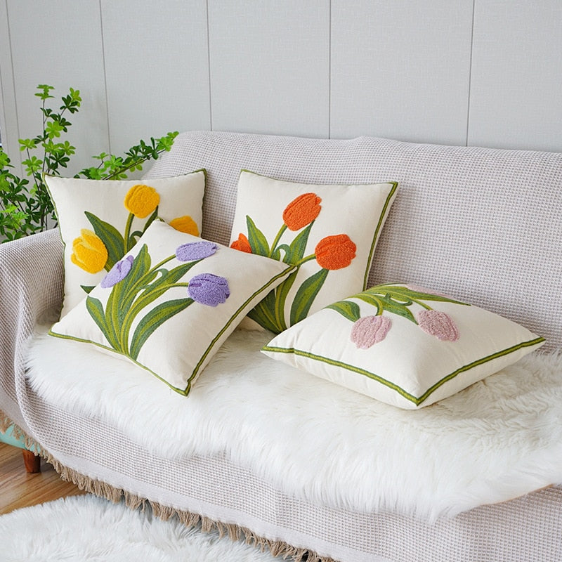 Brodert tulipan putetrekk