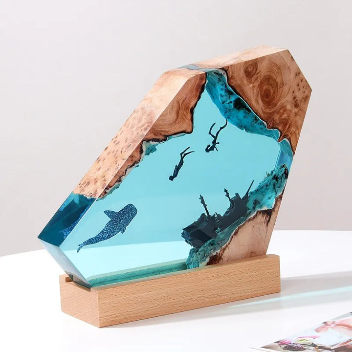 Deep Ocean Harpiks Dekorativ Nattlampe | Luvikno