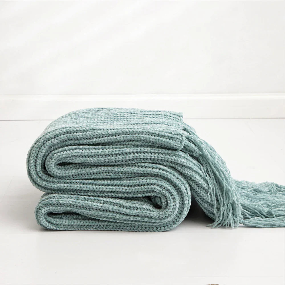 HeartCozy Blanket – Luxe Chenille Blanket with Heart Fringes Luvikno