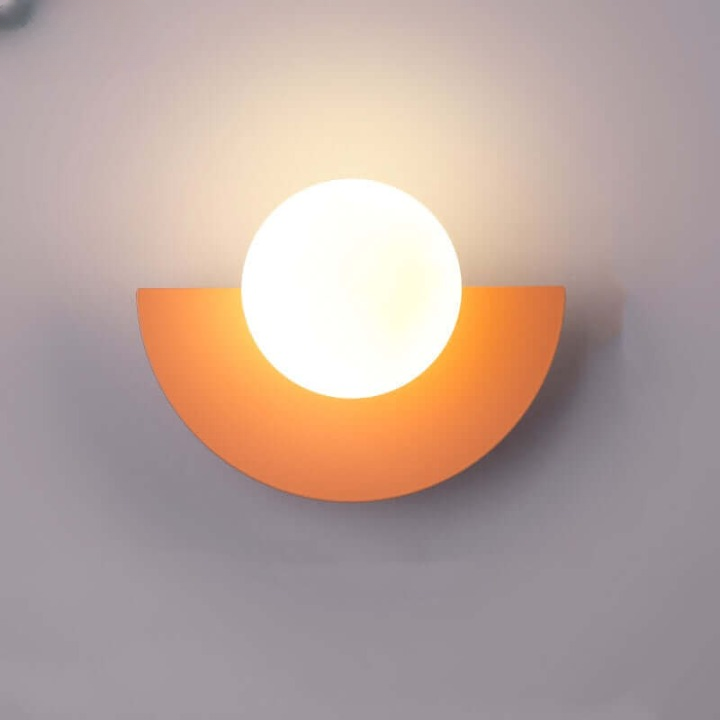 Luvikno | Noorderlicht Charm - Halvmåne Vegglampe i Metall