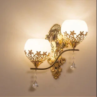 LuxeGlow - Gull LED Vegglampe for Stemningsbelysning Luvikno