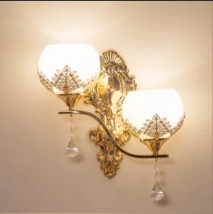 LuxeGlow - Gull LED Vegglampe for Stemningsbelysning Luvikno